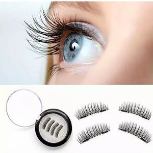- Magnetic Eye Lashes